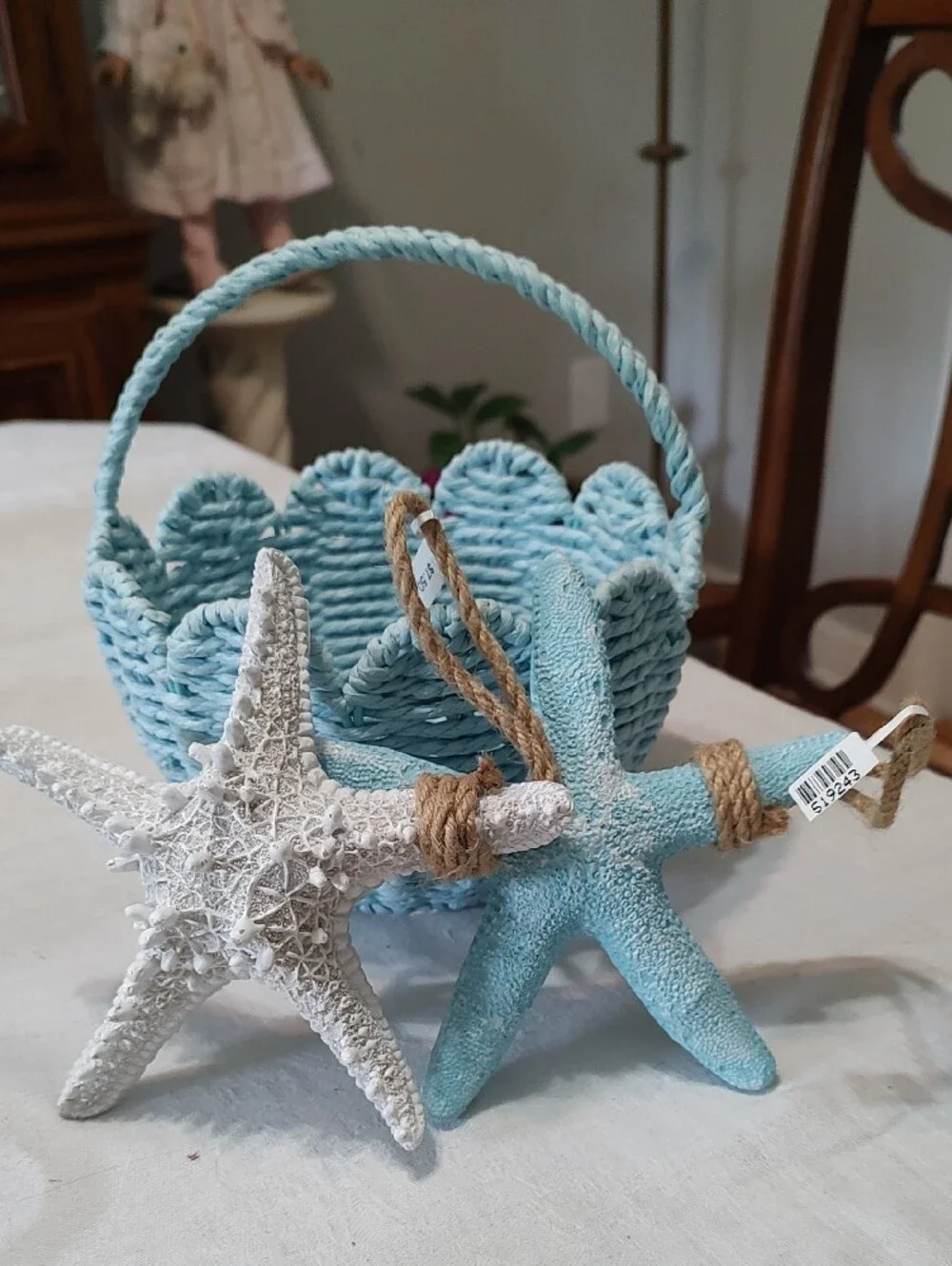 Coastal Woven Basket with Handle - Light Blue And Two Starfish